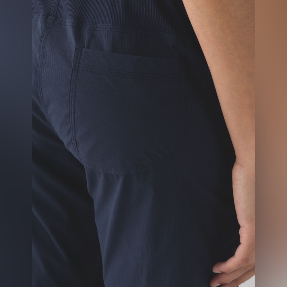 Lululemon Dance Studio Pant Blue Size 10 & 28" Inseam EUC Retails $118 - Picture 4 of 6